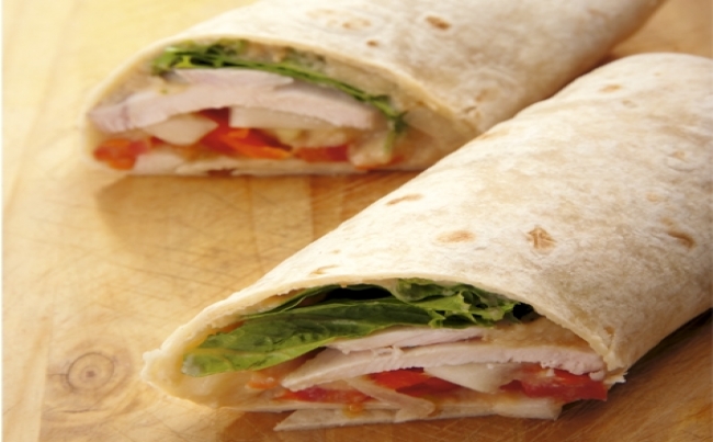 Sándwich de pollo y crema de garbanzos